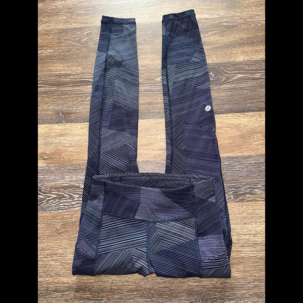 Lululemon Speed Up Mid Rise 28” With Pockets Etch Hail Midnight Navy Size 2